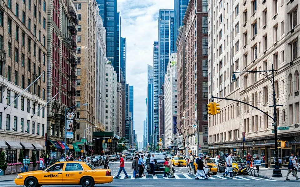 Manhattan street with a yellow taxi