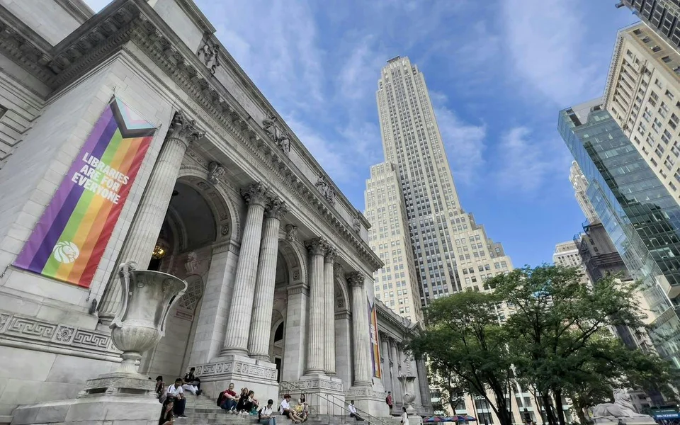 New York Public Library und Skyline von Midtown